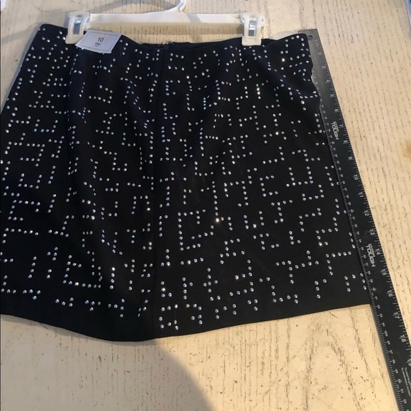 GAP size 10 black studded skirt above the knee with silver studs skirt NWT - Picture 9 of 10